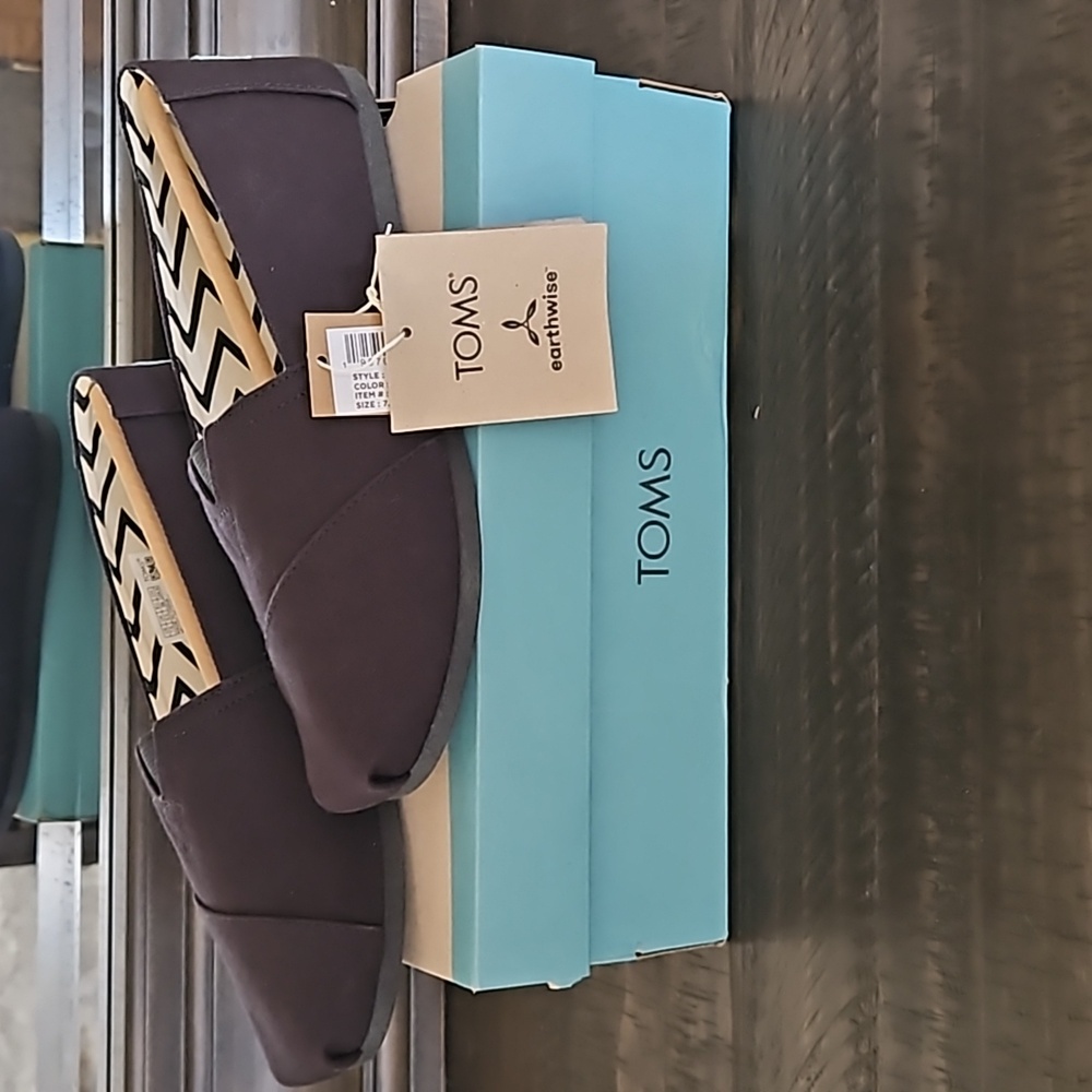 Shoes (flats)